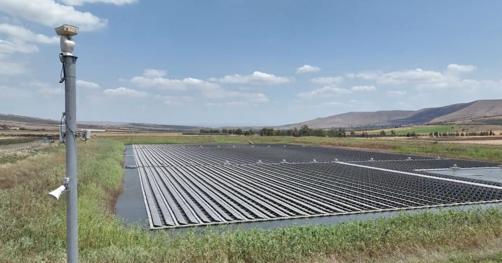 Radar de segurança de perímetro em usina solar